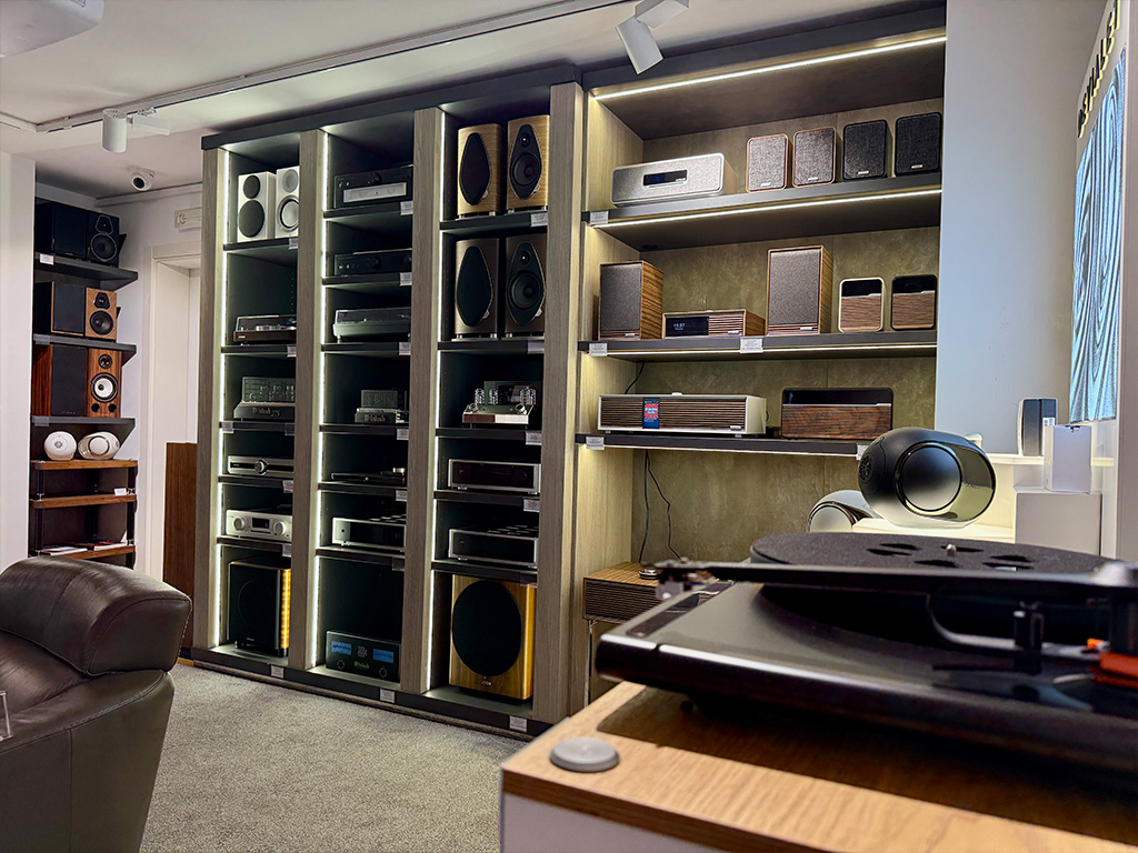 img-6083-scaled-1-1024x7618