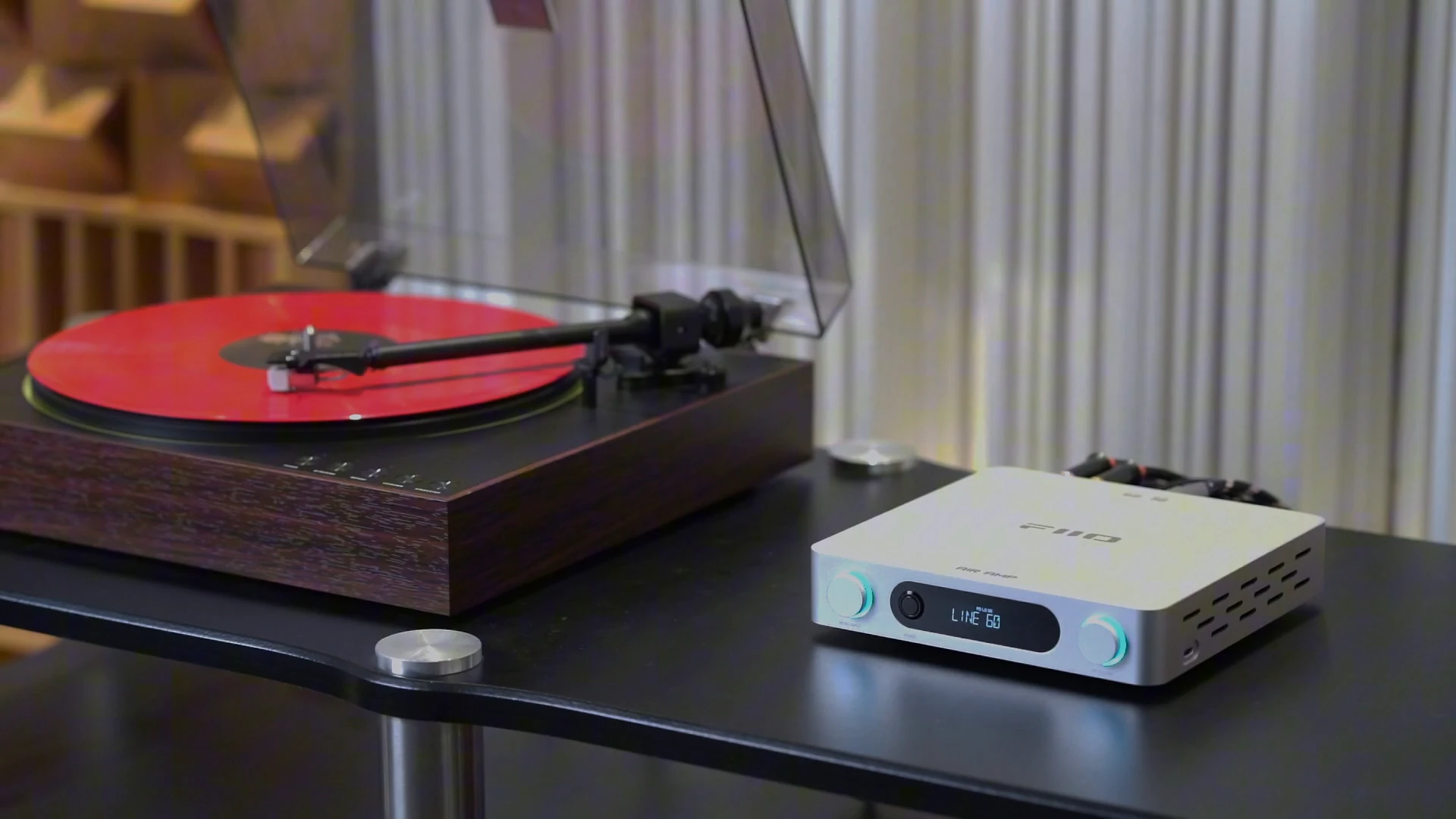 FiiO AIR AMP u sistemu sa gramofonom i zvučnicima